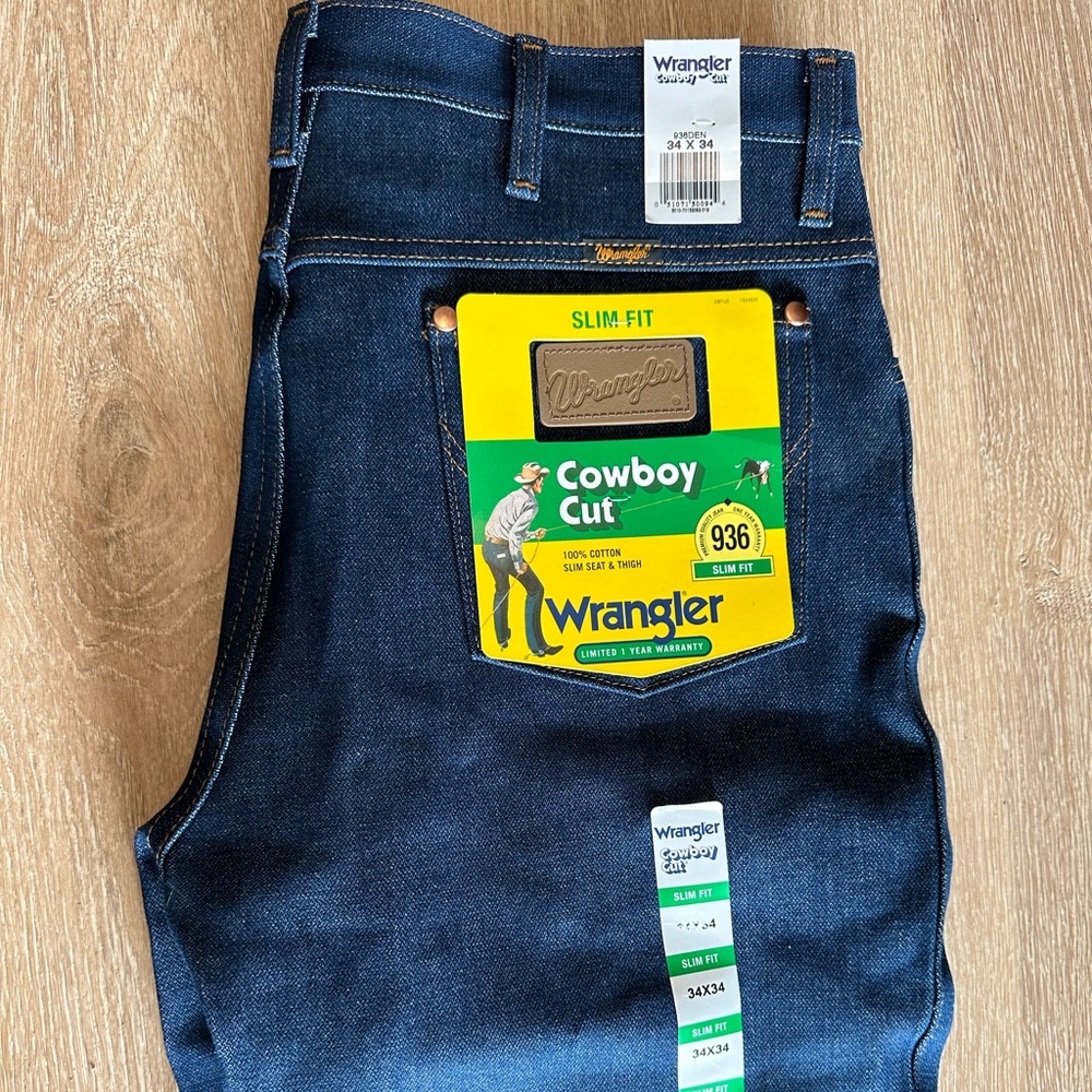 Men’s wrangler cowboy cut jeans new with tags! 34x34
